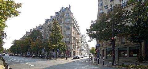 Partie sud du boulevard à proximité de la place Denfert-Rochereau.