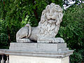Lion à l'entrée du parc par Joseph Dubois (1780).