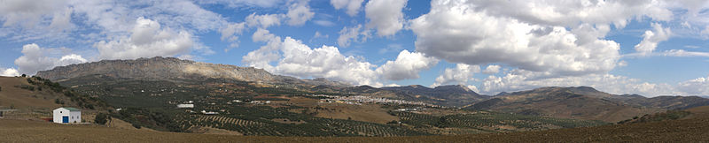 Vista de Villanueva de la Concepción con El Torcal