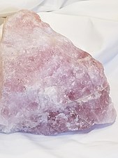 Rough rose quartz