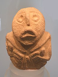 Escultura em arenito encontrada no sítio arqueológico mesolítico de Lepenski Vir, na margem sérvia