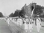 Medlemmer av Ku Klux Klan (KKK), en høyreekstrem, rasistisk (Hvit makt) og antikatolsk gruppering i USA, under en massemønstring i Washington i 1928.