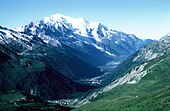 Mont Blanc bestegs första gången denna dag för 238 år sedan.