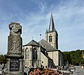 De Sint-Legierskerke mè 't monument vo de dôo uut 'n Êestn Weireldoorloge