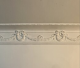 Art Nouveau frieze with festoons, bordered at the top by a bead and reel strip, in Calea Dorobanților no. 50A, Bucharest, Romania, unknown architect or sculptor, c.1900