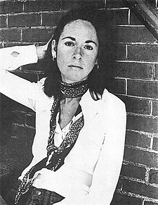 Luīze Glika ap 1977. gadu