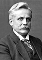 Wilhelm Wien, laŭreato de Nobel-premio pri fiziko en 1911, profesoro kaj rektoro de la universitato