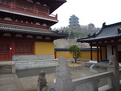 Đền Tịnh Hải và tháp Duyệt Giang
