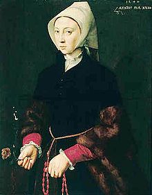 Tableau d'une femme portant un foulard blanc, tenant dans sa main gauche une rose et un chapelet rouge dans la droite