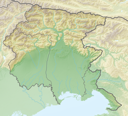 Nevejsko sedlo se nahaja v Furlanija - Julijska krajina