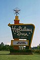 Image 15Holiday Inn's "Great Sign", used until 1982. Some remain in museums. (from Motel)