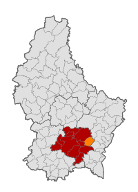 Map of Luxembourg with Schuttrange highlighted in orange, and the canton in dark red