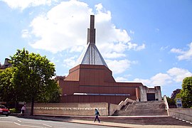 Catedral de Clifton (Bristol) (1969-1973), de Ronald Weeks, E S Jennett y Antoni Poremba de Percy Thomas Partnership