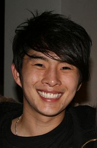 Джастин Чон (2009)