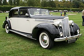 1938 Packard Eight 1602 Coupé Chauffeur by Franay