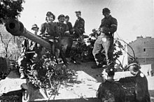Captured German Panther tank – armored platoon of Battalion Zośka under command of Wacław Micuta