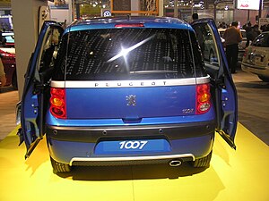 Peugeot_1007_back