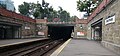 Einde­ckung an der Sta­tion Stadt­park: Rechteckiger Quer­schnitt, Tun­nel­mund ohne Por­tal