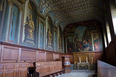 The chapel by James Gibbs with murals by Sir James Thornhill completed 1724