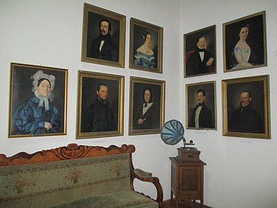 A collection of portraits by the artist at the National Museum in Kikinda.