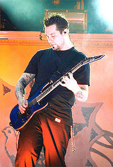 John LeCompt durante apresentação com a banda (2008)