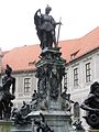 慕尼黑王宮內的維特爾斯巴赫噴泉（德語：Wittelsbacherbrunnen (Münchner Residenz)），胡貝特·格哈德（德語：Hubert Gerhard）1611年作品