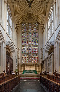 Nave of Bath Abbey looking east, by Diliff