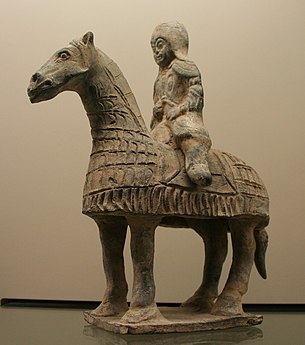 Guerrero montado de la dinastía Wei del Norte, de las colecciones del Museo Cernuschi.
