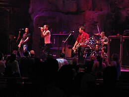 Lit performing at Mohegan Sun in Connecticut in 2005