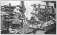 Women working at Pendleton factory during WW1