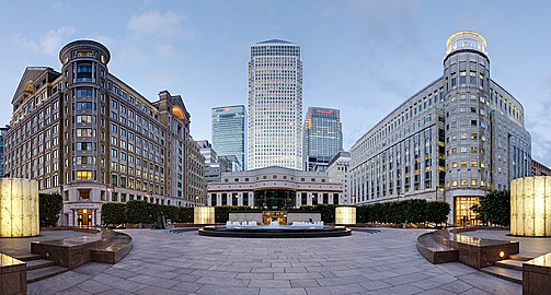 The tallest towers in Canary Wharf at Cabot Square, by Diliff